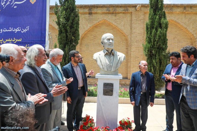 سردیس ۶ پیشکسوت صنایع دستی شیراز رونمایی شد