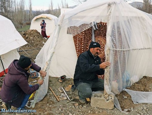 عشایر قشقایی‌ یک میلیارد تومان به زلزله‌زدگان خوی کمک کردند