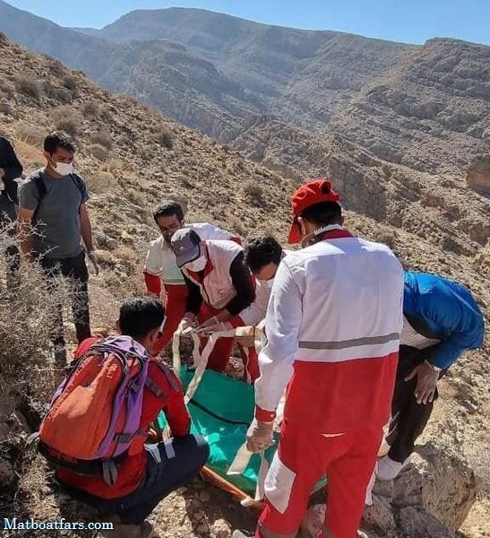 جوان جهرمی بر اثر سقوط از کوه جان باخت